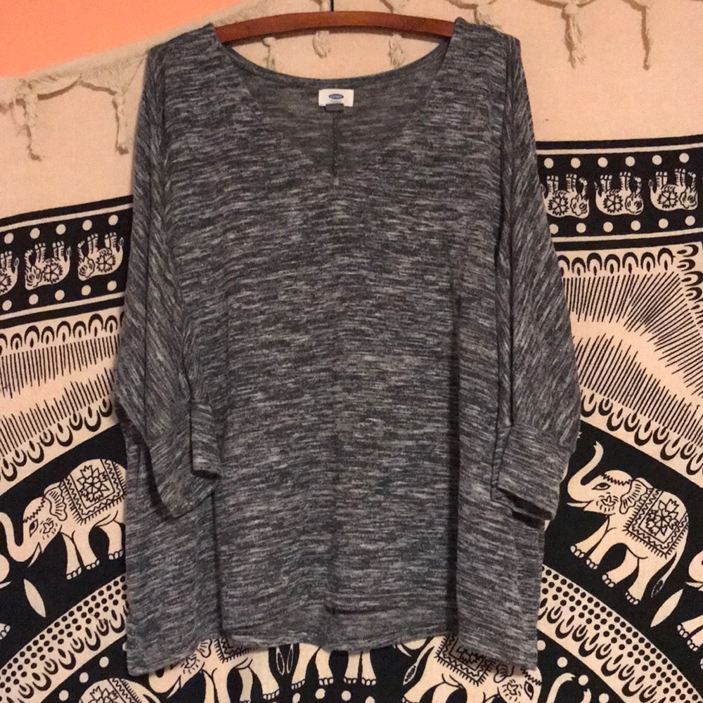 Old Navy sweater